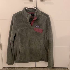 Long sleeve Patagonia pull over, quarter button